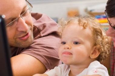 Photos de bébé : créer un blog bébé sécurisé et privé