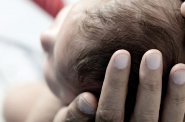 Photos de naissance à la maternité : découvrez notre service de partage sécurisé