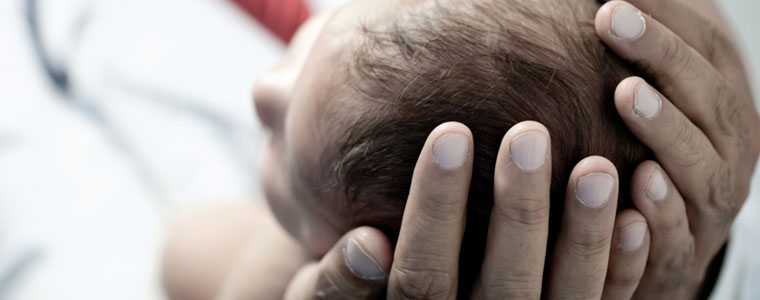 Créez votre espace sécurisé pour partager vos premières photos de naissance avec vos proches uniquement !